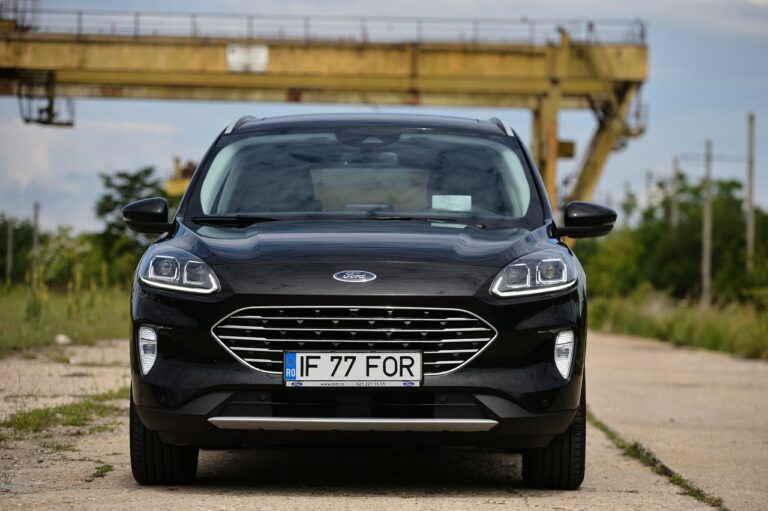 Ford Kuga 2.0 EcoBlue mHEV